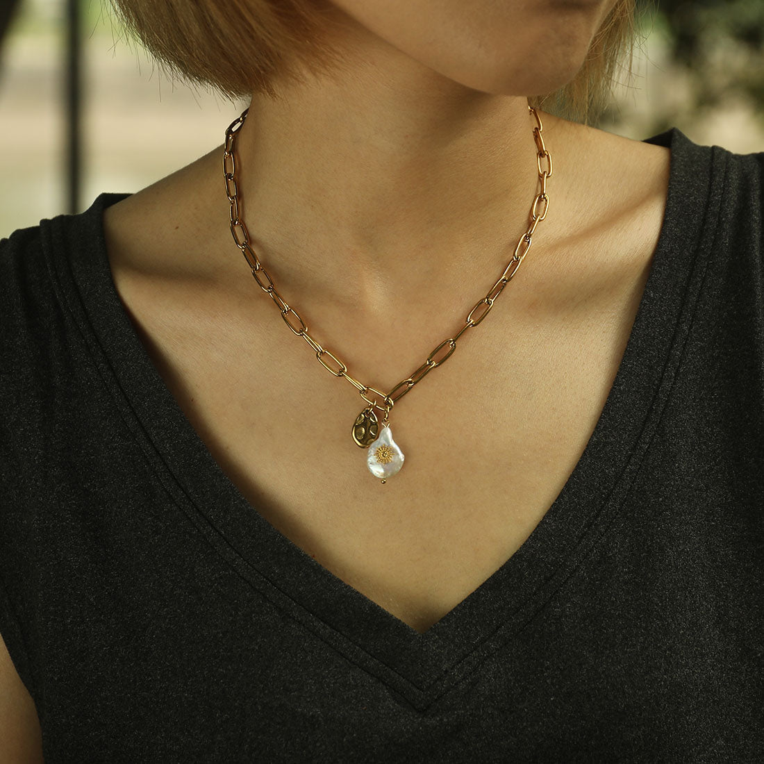Collier chaîne RYANN avec duo de mini pendentifs.