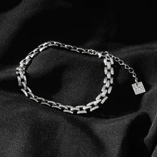 PROVINIA: Retro Watch Style Strap Bracelet in Silver