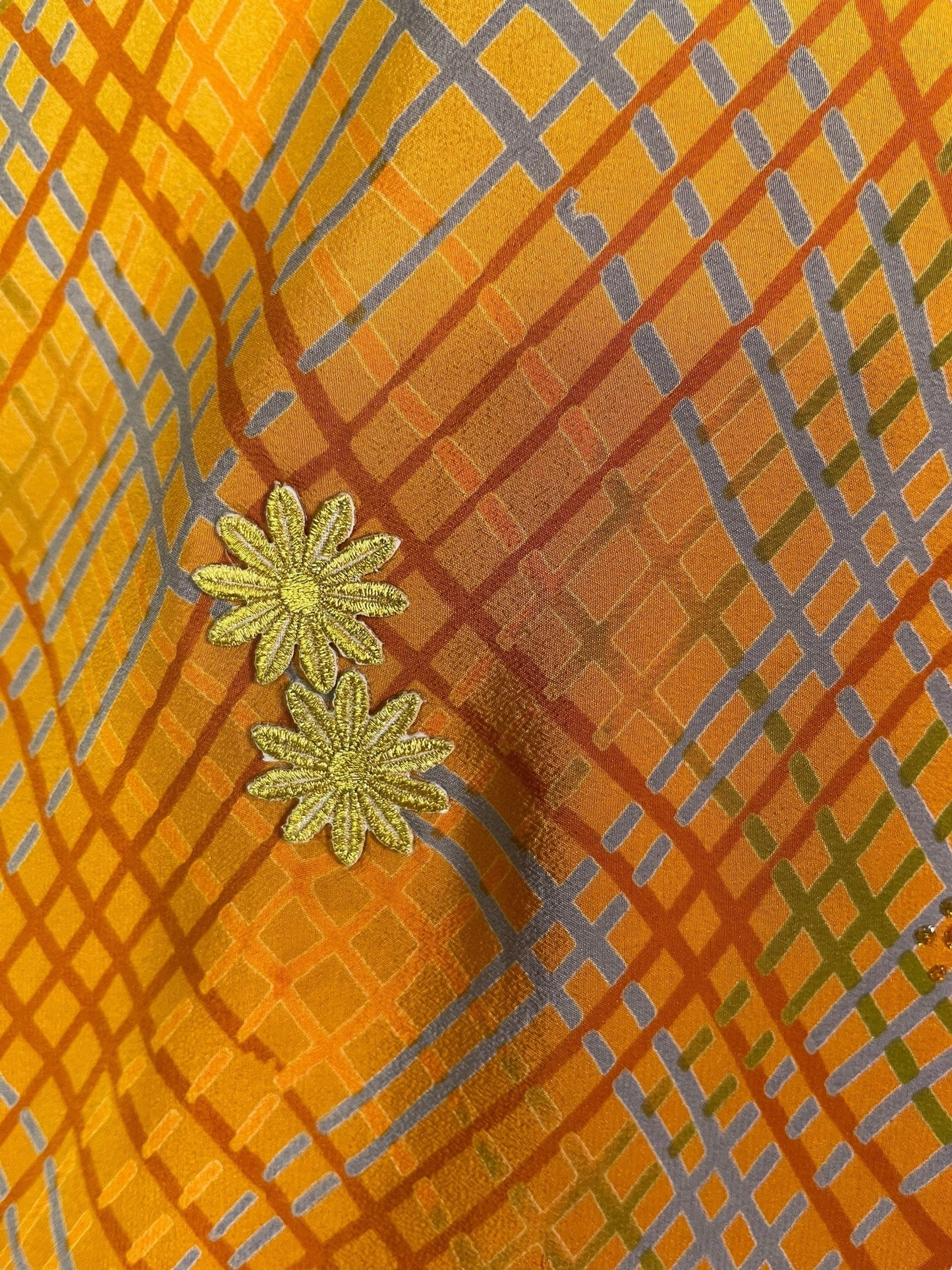 PRC6995 Poncho capelette pur soie Avatar
