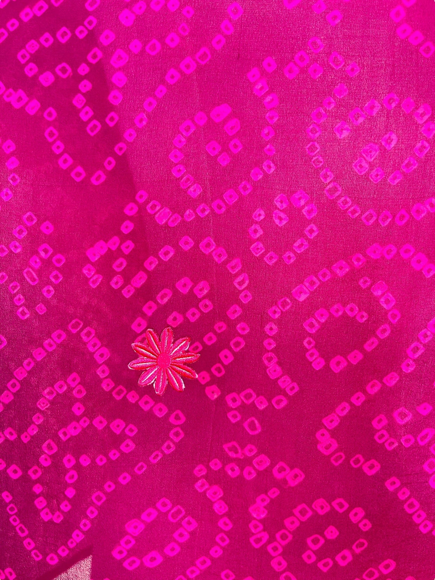 LADY LUCK PRG6407 Haut à Fentes Latérales en Pure Soie Sheer Avatar