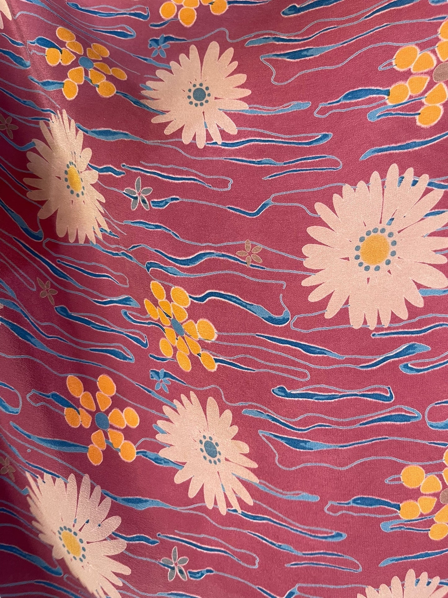 LADY LUCK PRC6701 Avatar Pure Silk Kimono-Sleeved Top
