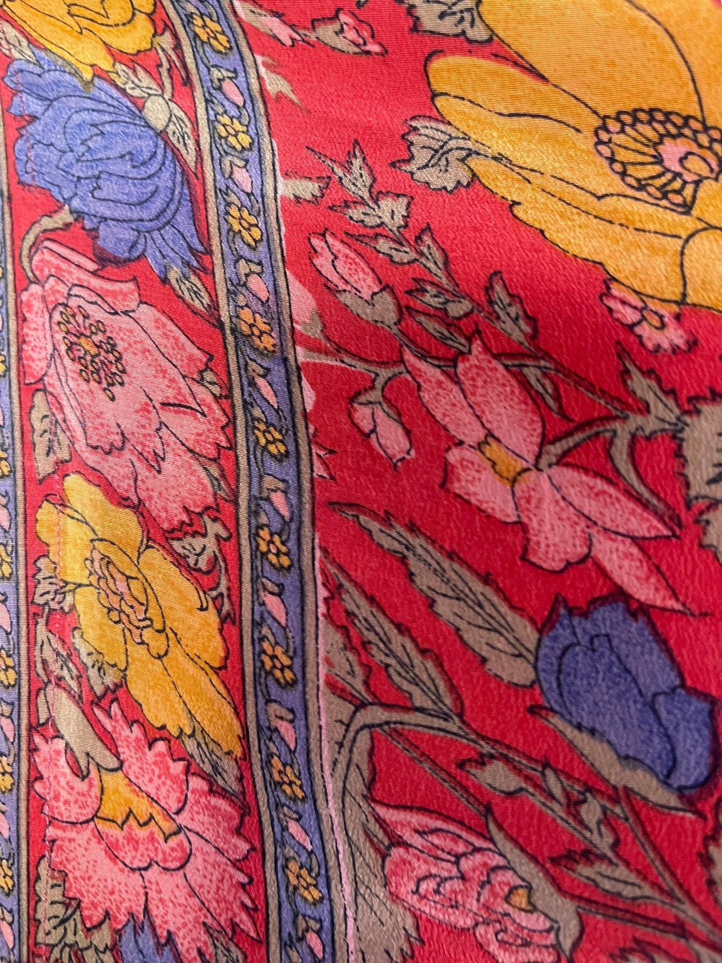 PRC7164 Robe Tunique Longue Sculpturale en Pure Soie Avatar