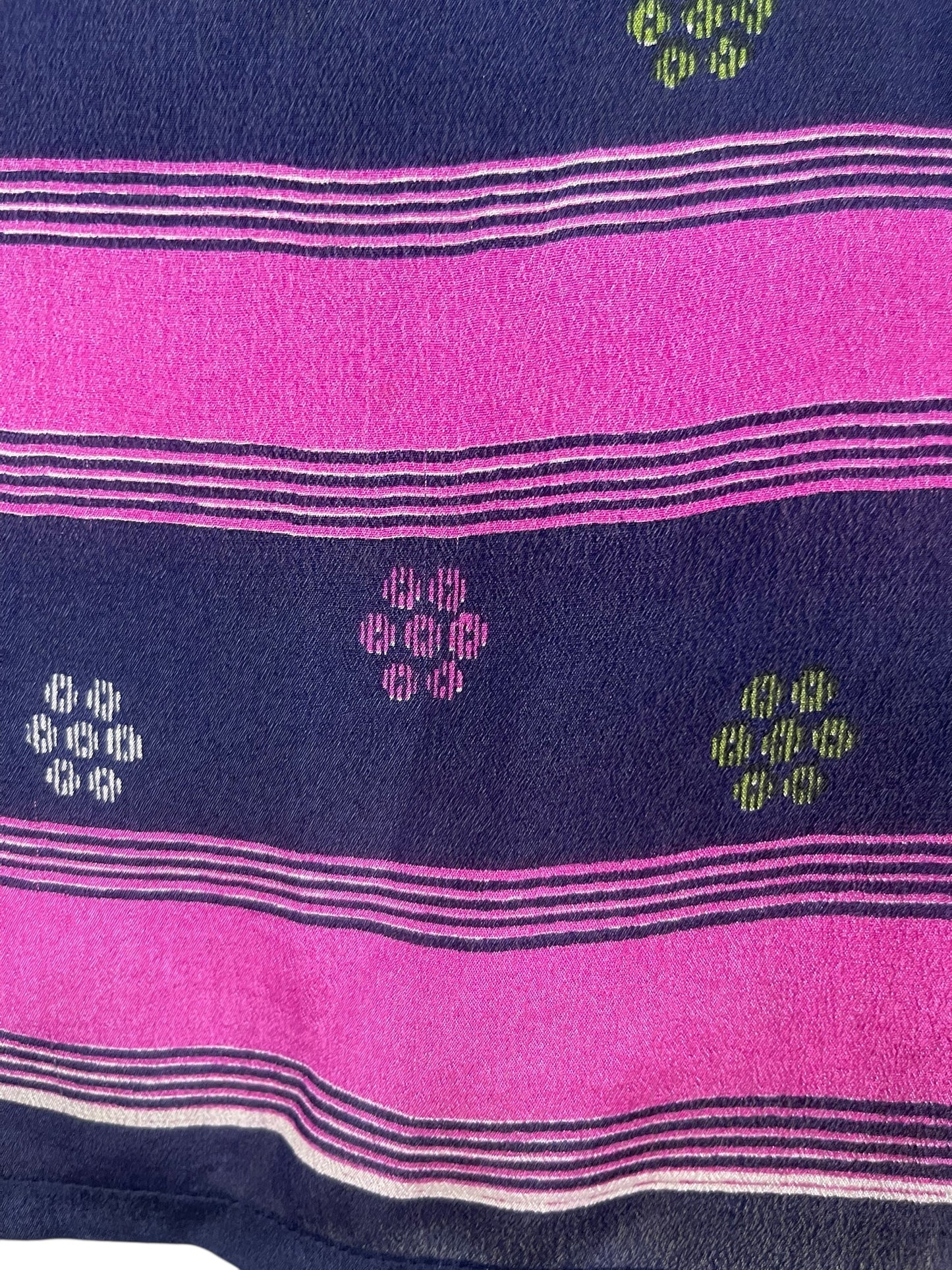 PRC6191 Haut fendu en pure soie Avatar