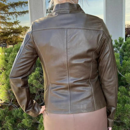 Blouson en cuir d'agneau à col pressionné pour femme
