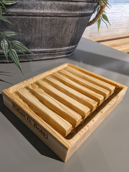 Porte-savon en bois « D-Coulé »