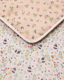 Baby Muslin Quilt in Tanboocel® Bamboo Viscose - Bumble Bees