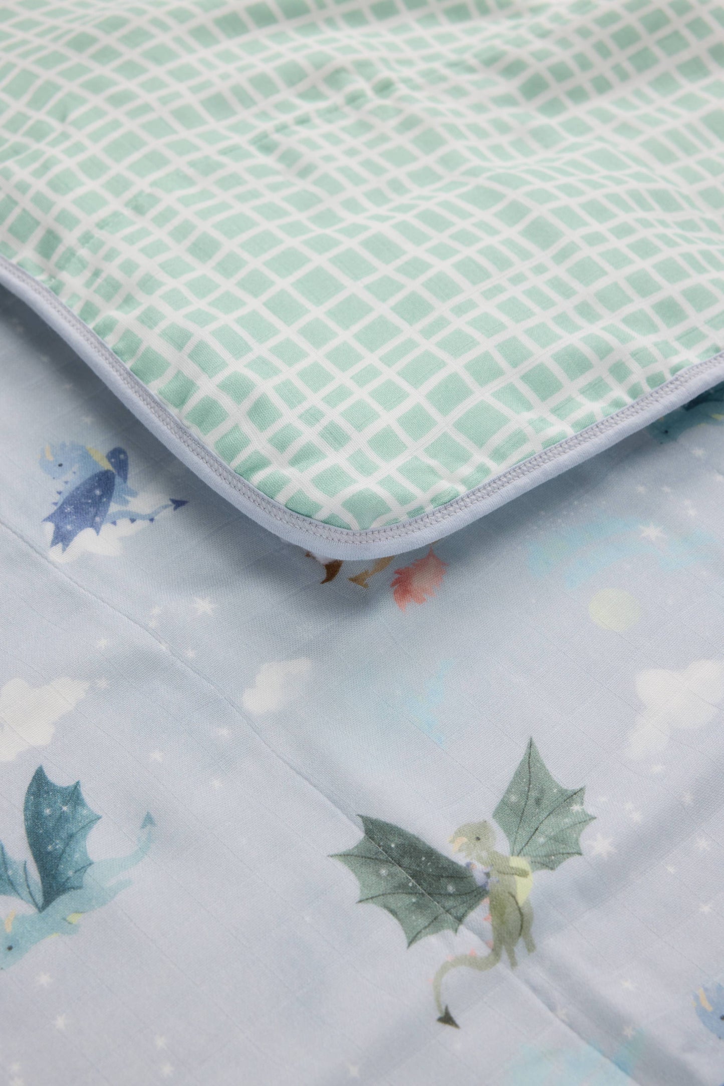 Muslin Quilt - Magical Dragons