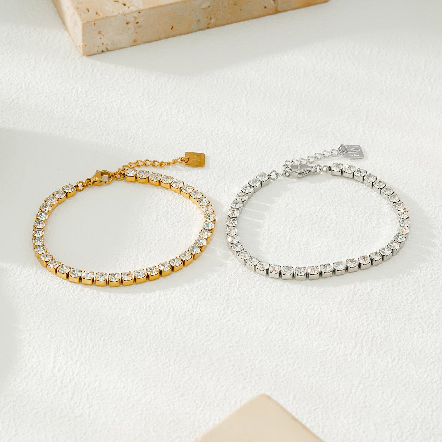 RITMO Gold : Bracelet Tennis Classique – Élégance Intemporelle pour Chaque Occasion