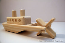 Bateau d'exposition