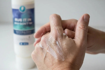 Rub it in Why Don’t Ya! Lotion pour les mains et le corps, formulée par un pharmacien