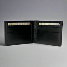 Rugged Earth Men's Bifold Leather Wallet