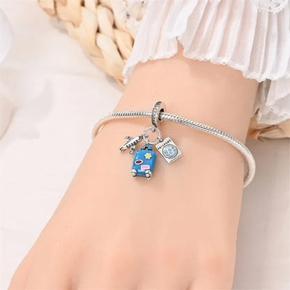 Breloque de voyage en argent sterling Passeport pour l'aventure