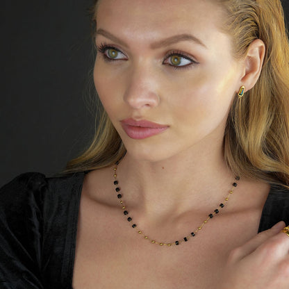SANTA CRUZ Noir : Collier ras du cou en perles d'onyx noir et or