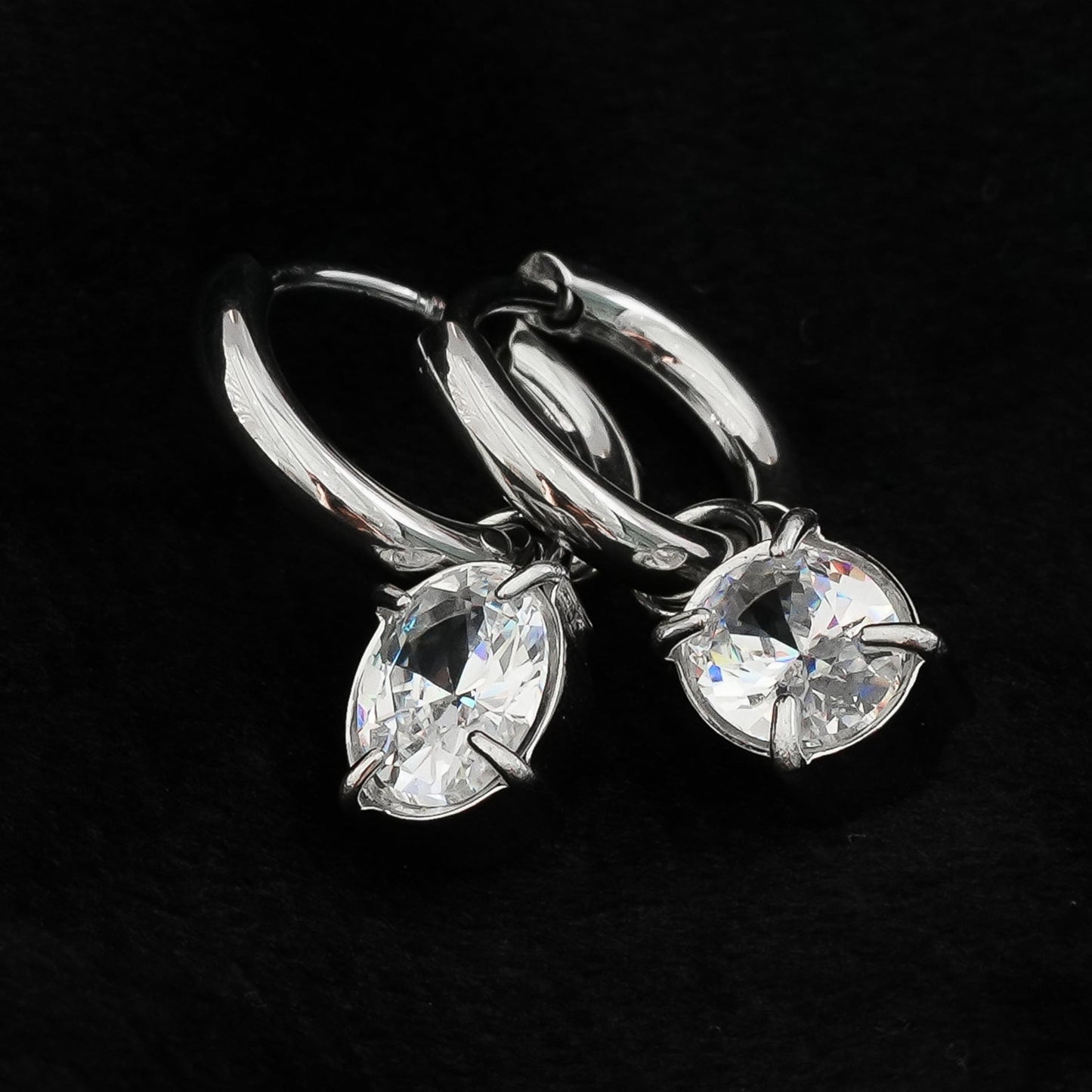 SEDONA Argent (Or Blanc) : Mini Créoles avec Pendentif Zircon cubique (CZ) serti Clos