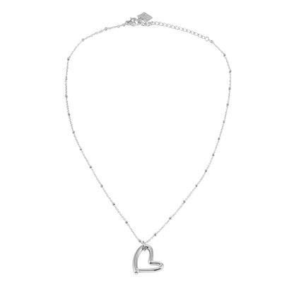 SMITTEN Argent (Or Blanc) : Une chaîne perlée délicate retenant un pendentif abstrait en forme de cœur