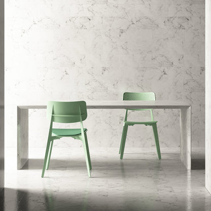 Chaise perforée Stellar<br> Utilisation intérieure et extérieure