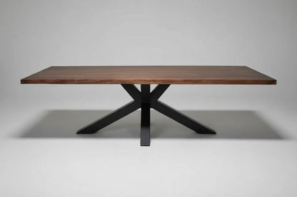 Table à diner patte Spider noir mat avec plateau en bois d'acacia brun