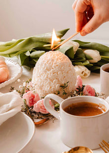 The Floral Egg – Decorative Soy Candle