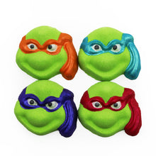 Tortue avec des masques