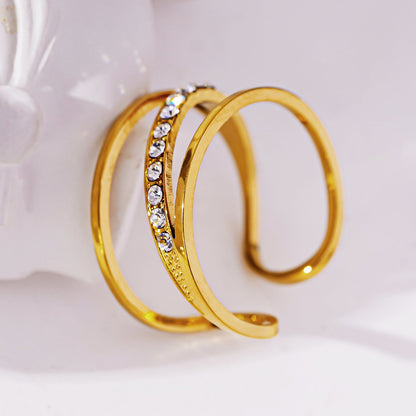 Modèle URDUJA : Bague multi-superposée incrustée de zircone