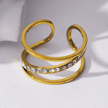 Modèle URDUJA : Bague multi-superposée incrustée de zircone