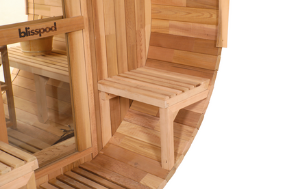 Blisspod | Prague | Sauna tonneau d'extérieur en cèdre rouge canadien à vapeur, 2-4 / 4-6 personnes avec fond entièrement vitré et 2 sièges de porche avant