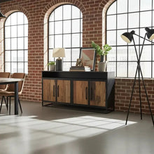 Buffet en bois recyclé sur structure en acier noir