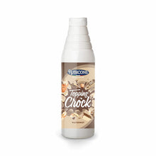 Garniture aux noisettes avec morceaux - Bouteille compressible de 1 kg - Garniture Wafernut Crock - Rubicone Canada - Livraison gratuite au Canada pour les commandes de plus de 199 CAD