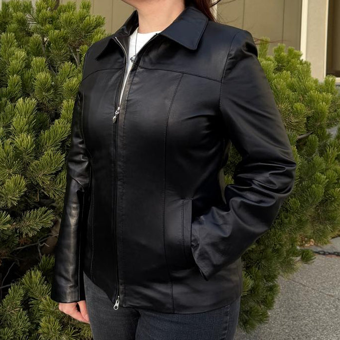 Veste classique en cuir d'agneau noir pour femme