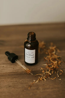 Herbal Face Oil 🌼