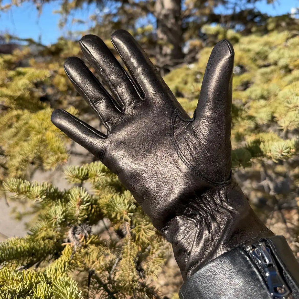 Gants en cuir d'agneau teint pour femme avec bordure en fourrure de lapin luxueuse
