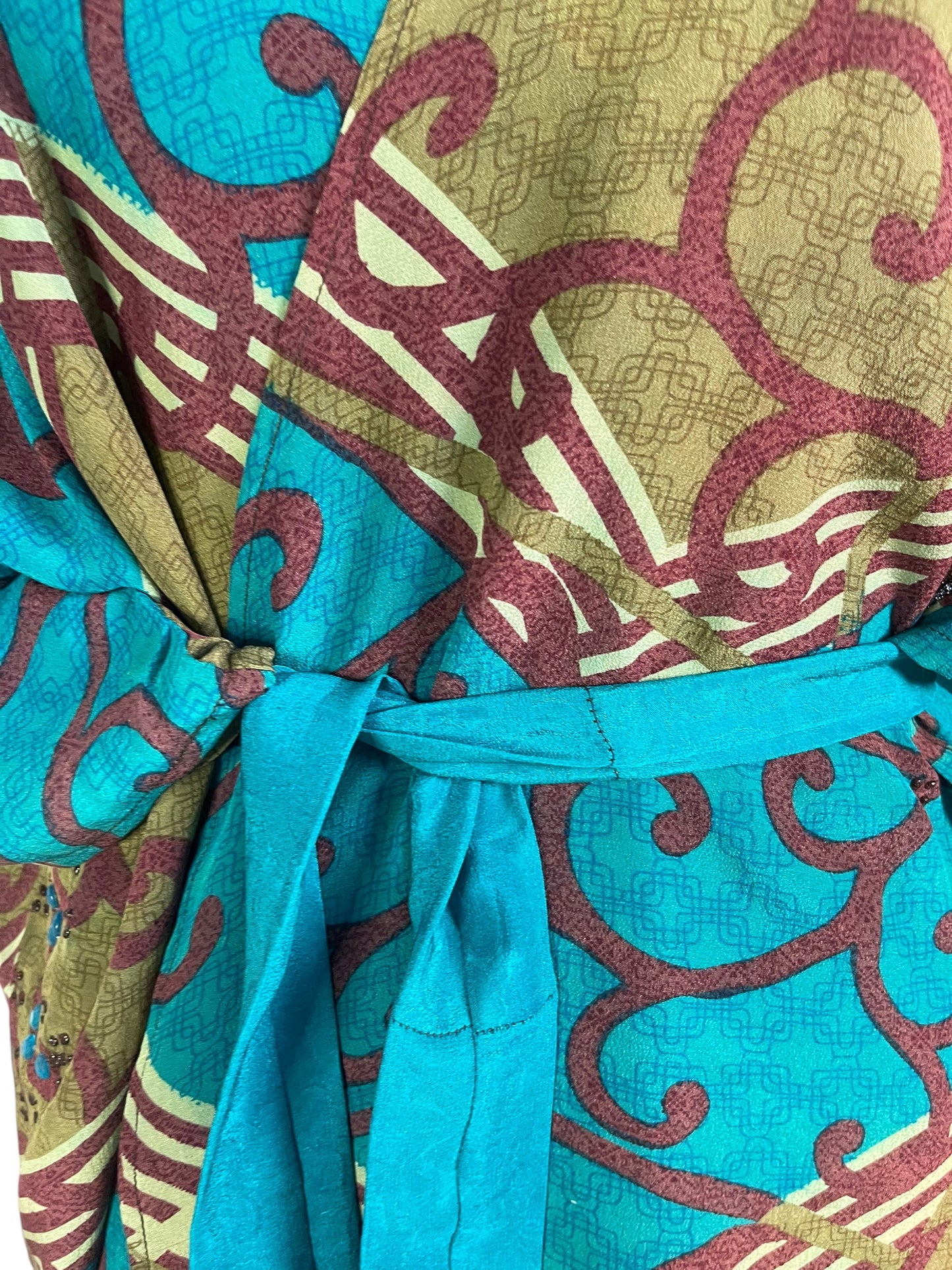 PRC5939 Veste Avatar à manches kimono en pure soie avec ceinture