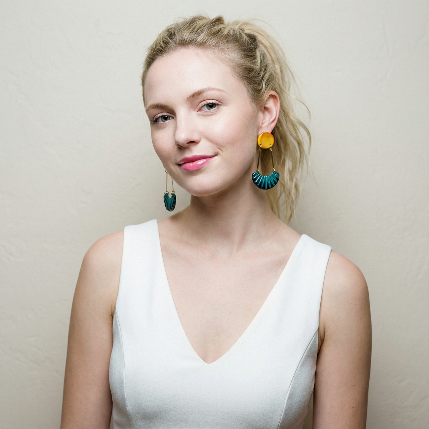Boucles d'oreilles pendantes Art déco, avec clous ou clips – « Kia »