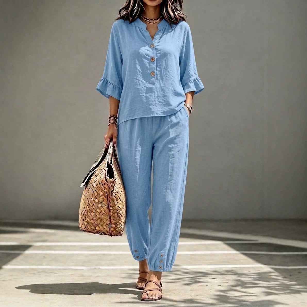 Ensemble décontracté pour femme : haut à col en V et pantalon court à jambes larges – Tenue de bureau rétro