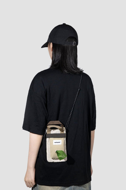 Momopets™ – Sac de transport pour promenade de chien avec distributeur de sacs à déjections