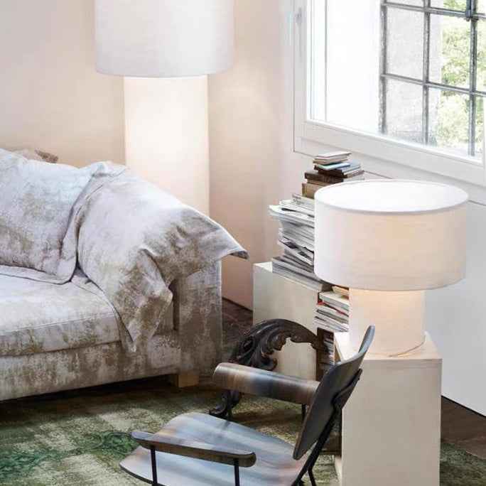 Lampe de table scandinave moderne en tissu – Luminaire décoratif pour chevet et salon avec structure en fer