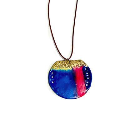 Collier Pendentif Cercle Abstraite | Argile Polymère Bleue, Rose et Dorée