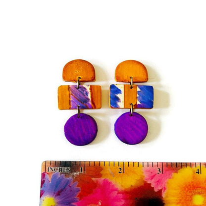 Boucles d'oreilles abstraites orange violet blanc