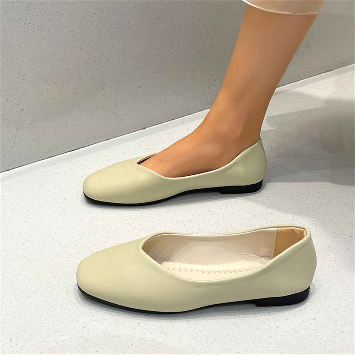 Chaussures basses en viscose à bout carré, talon épais et bout renforcé