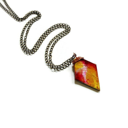 Pendentif en encre à alcool jaune, rouge et argenté