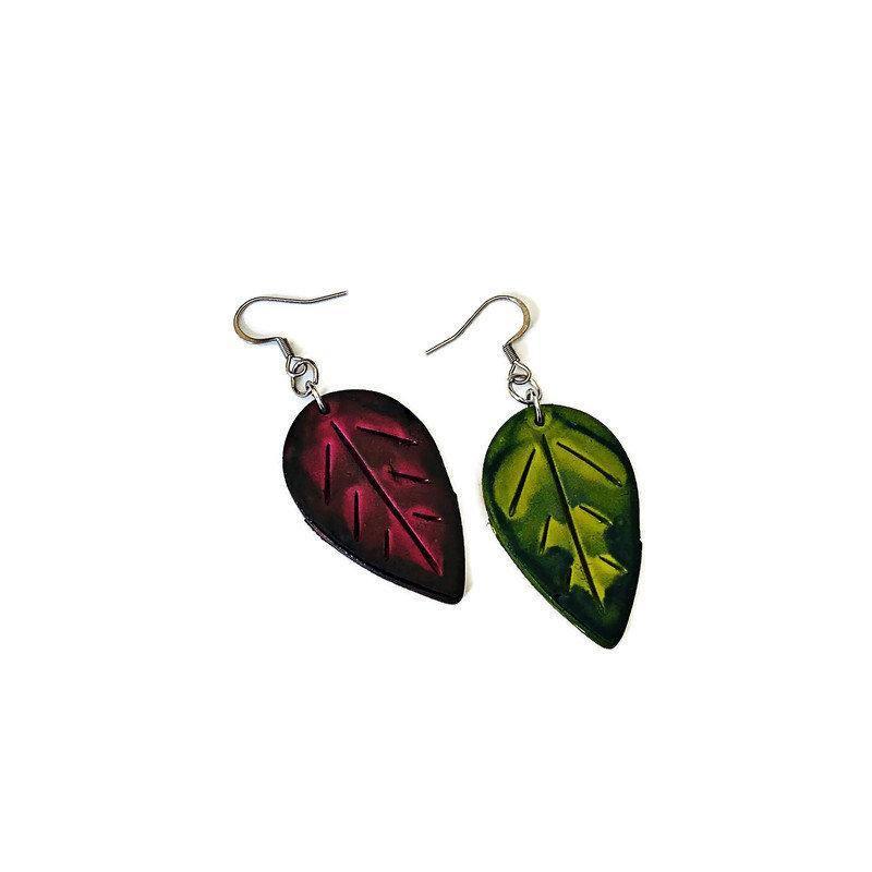Boucles d'oreilles Feuilles d'automne, dépareillées, couleurs moutarde, marron, vert
