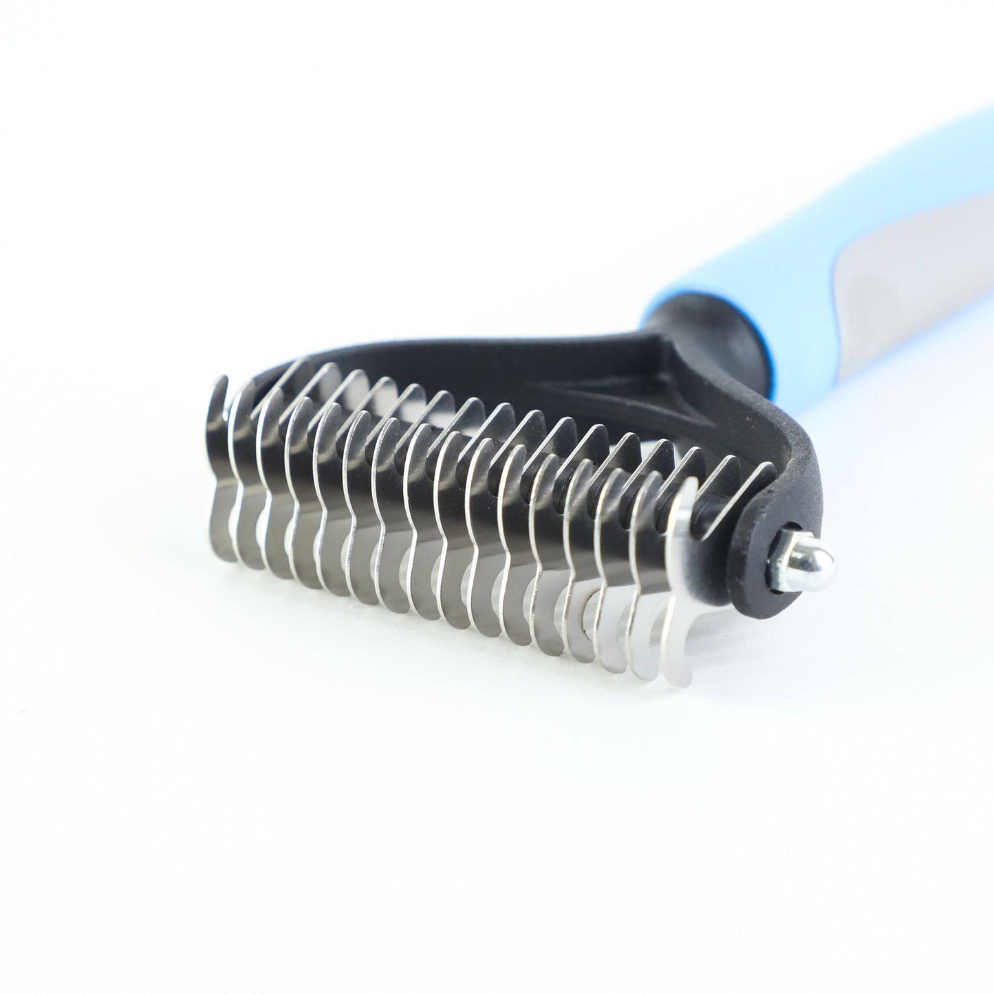 Universal Deshedding Brush – Easy Grooming for Dogs & Cats