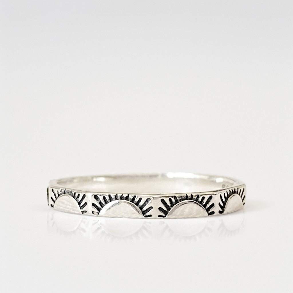 SUNNY | Sterling silver multi-faceted ring