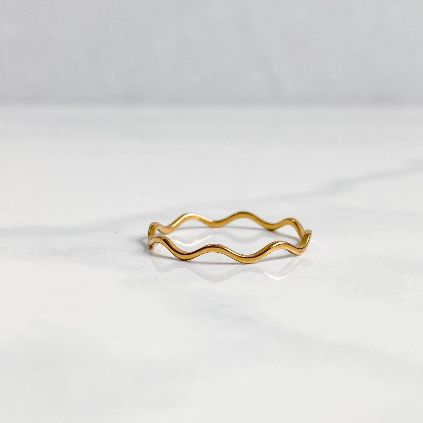 18K Gold Plated Stainless Steel Wavy Ring | NAÏA