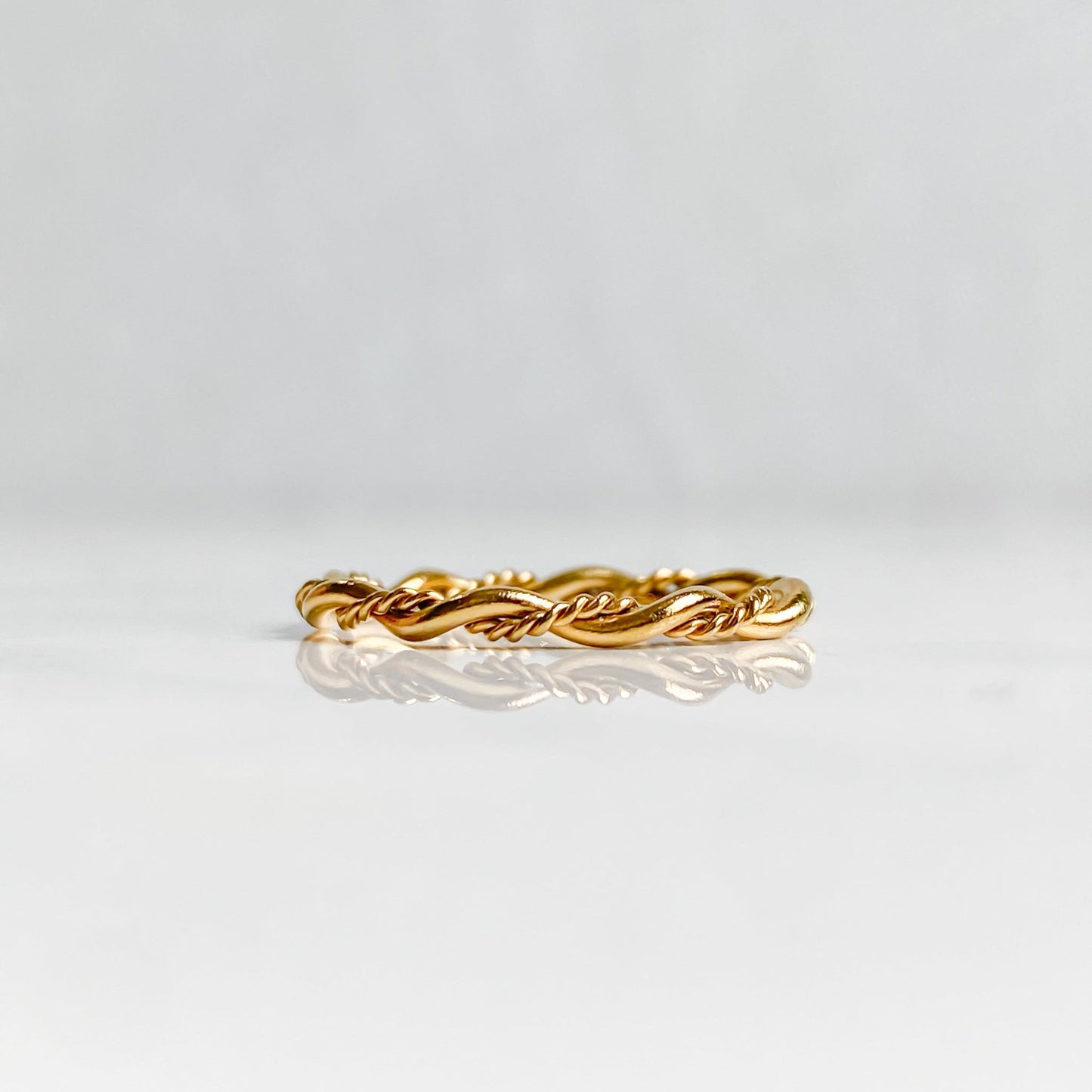 18K Gold Plated Stainless Steel Twisted Ring | RHÉA