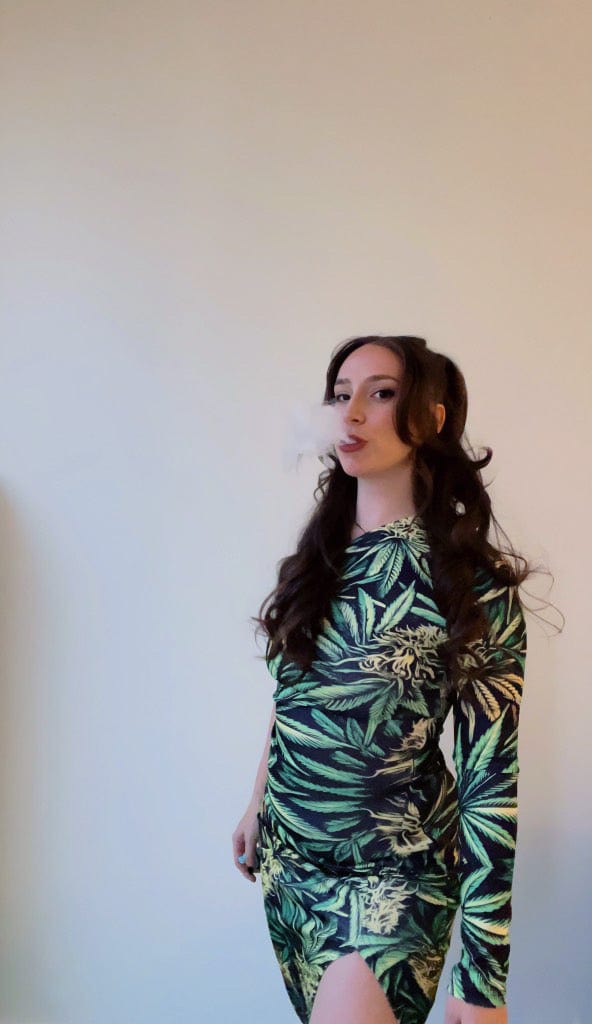 Robe longue maxi fendue à une épaule Big Buds