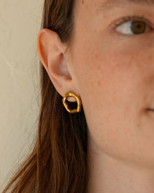 Boucles d'oreilles clous Fleur