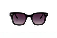Boléro Verdene — Bold Square Sunglasses