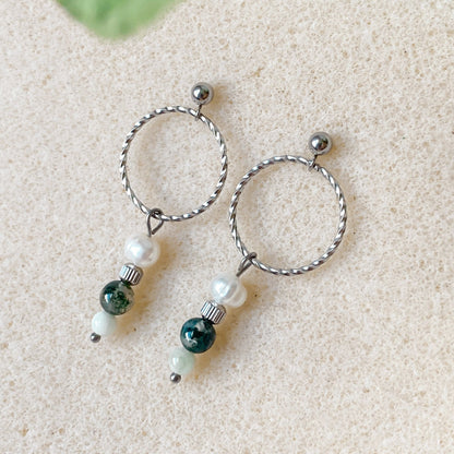 Natural stone and freshwater pearl earrings | CHLORIS