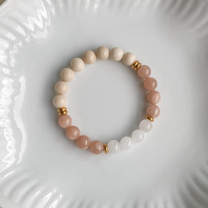 SUNBURST | Bracelet in sunstone, quartz and gold stainless steel